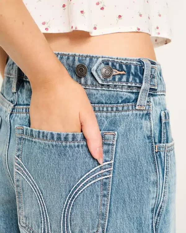 Adjustable Waist Low-Rise Medium Wash Baggy Jeans Adjustable Waist Low-Rise Medium Wash Baggy Jeans