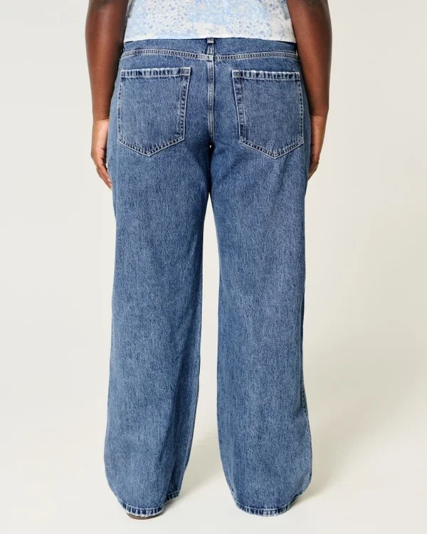 Curvy Low-Rise Medium Wash Baggy Jeans Curvy Low-Rise Medium Wash Baggy Jeans