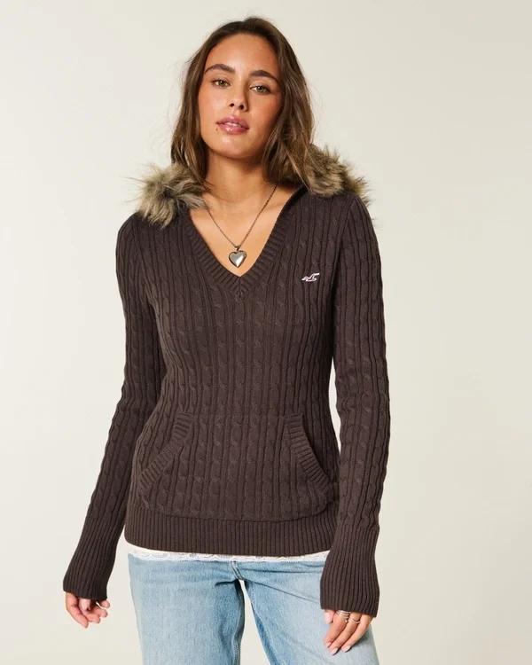 Faux Fur Trim Hooded Cable-Knit Sweater Faux Fur Trim Hooded Cable-Knit Sweater