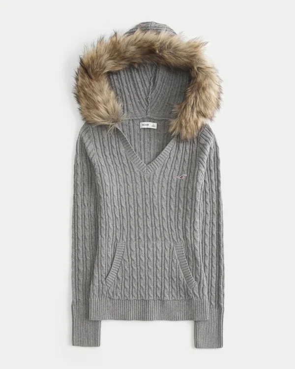 Faux Fur Trim Hooded Cable-Knit Sweater Faux Fur Trim Hooded Cable-Knit Sweater