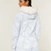 Faux Fur Trim Zip-Up Camo Hoodie Faux Fur Trim Zip-Up Camo Hoodie