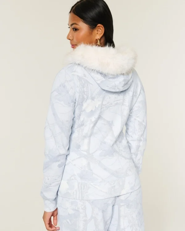 Faux Fur Trim Zip-Up Camo Hoodie Faux Fur Trim Zip-Up Camo Hoodie