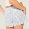 Hollister Livvy Low-Rise Linen-Blend Shorts