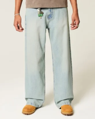 Light Wash Super Baggy Jeans
