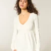 Long-Sleeve Pinch Bust Babydoll Top