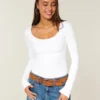 Long-Sleeve Seamless Fabric Scoop Baby Tee