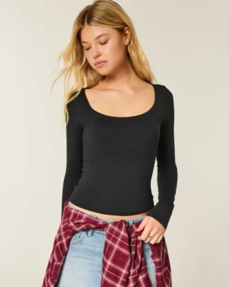 Long-Sleeve Seamless Fabric Scoop Baby Tee
