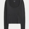 Long-Sleeve Seamless Fabric Scoop Baby Tee