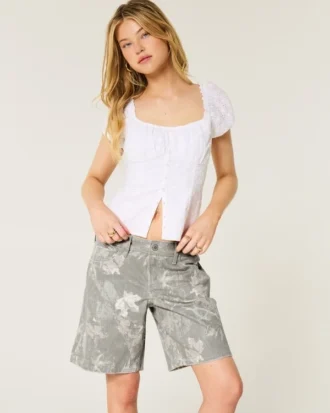 Low-Rise Camo Baggy Jort