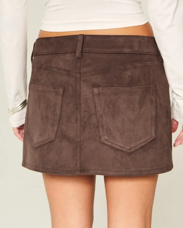 Low-Rise Faux Suede Mini Skort Low-Rise Faux Suede Mini Skort
