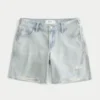 Low-Rise Light Wash Adjustable Waistband Baggy Jort Low-Rise Light Wash Adjustable Waistband Baggy Jort
