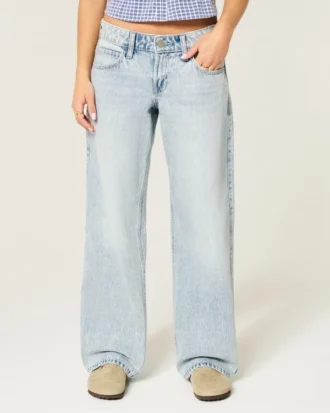 Low-Rise Light Wash Baggy Jeans