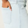 Low-Rise Light Wash Bow Graphic Baggy Jort Low-Rise Light Wash Bow Graphic Baggy Jort