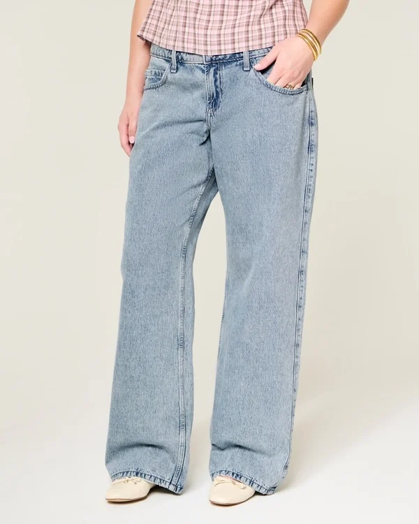 Low-Rise Medium Wash Baggy Jeans Low-Rise Medium Wash Baggy Jeans