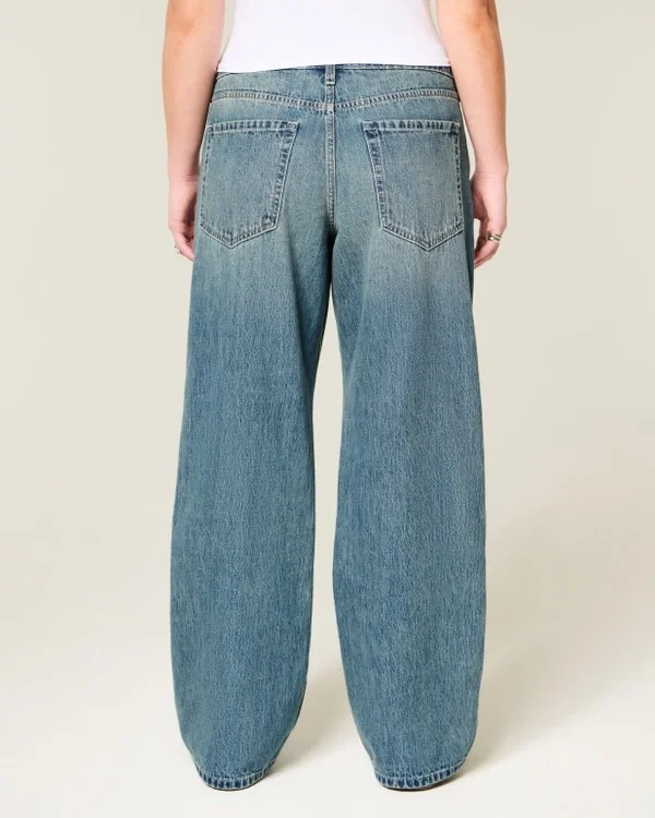 Low-Rise Medium Wash Baggy Jeans Low-Rise Medium Wash Baggy Jeans