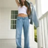Low-Rise Medium Wash Baggy Jeans