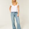 Low-Rise Medium Wash Butterfly Graphic Baggy Jeans Low-Rise Medium Wash Butterfly Graphic Baggy Jeans