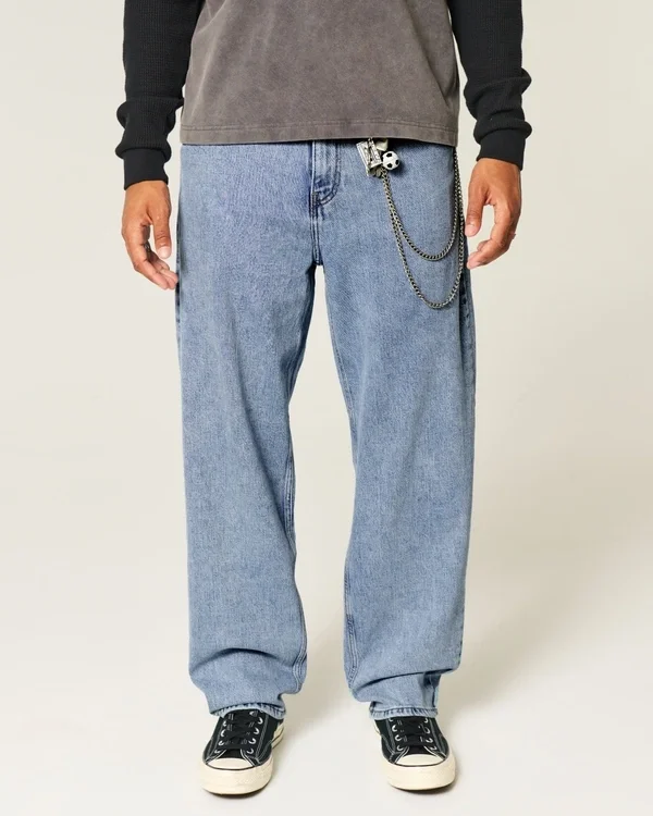 Medium Wash Skater Baggy Jeans Medium Wash Skater Baggy Jeans