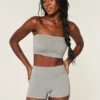 Must-Have Basics Shortie