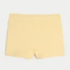 Must-Have Basics Shortie
